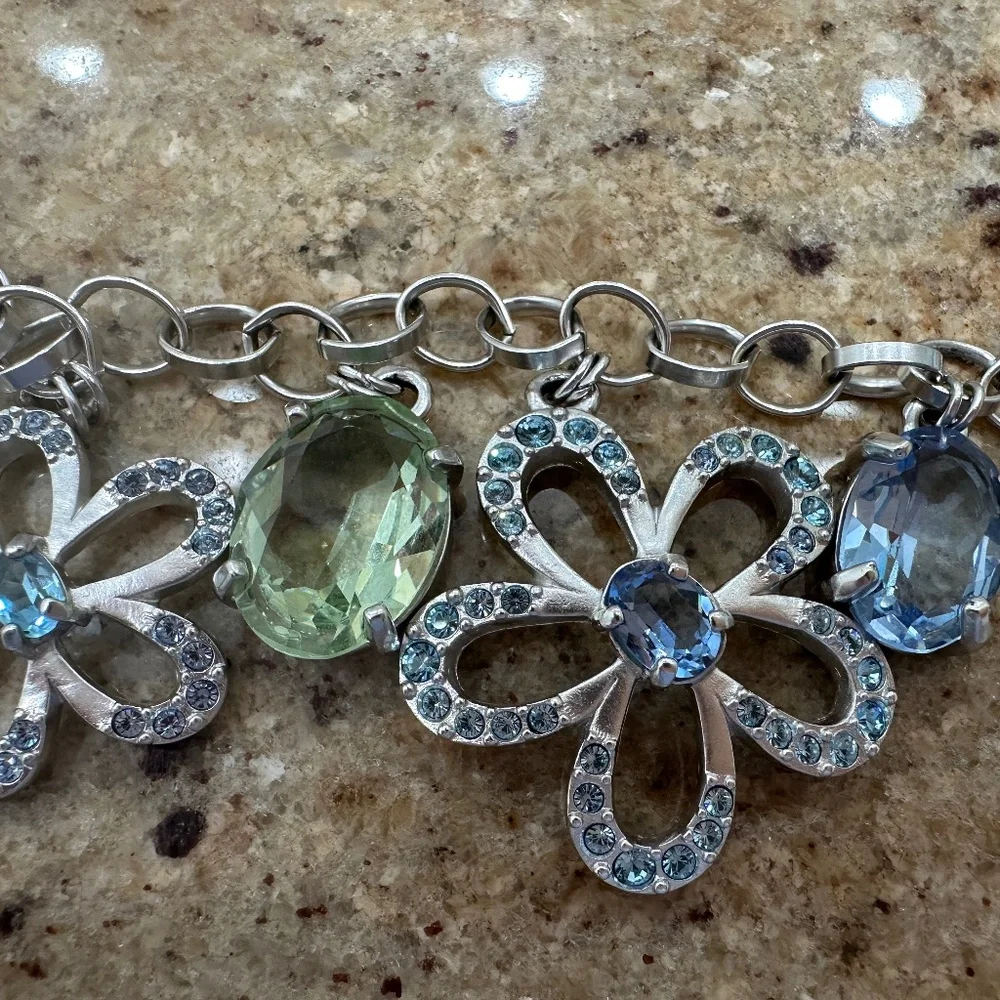 SWAROVSKI COCKTAIL BRACELET & EARRINGS - Picture 6 of 10